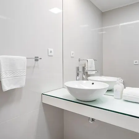 Guestready - Luminescence Near Carmo Church Apartment
